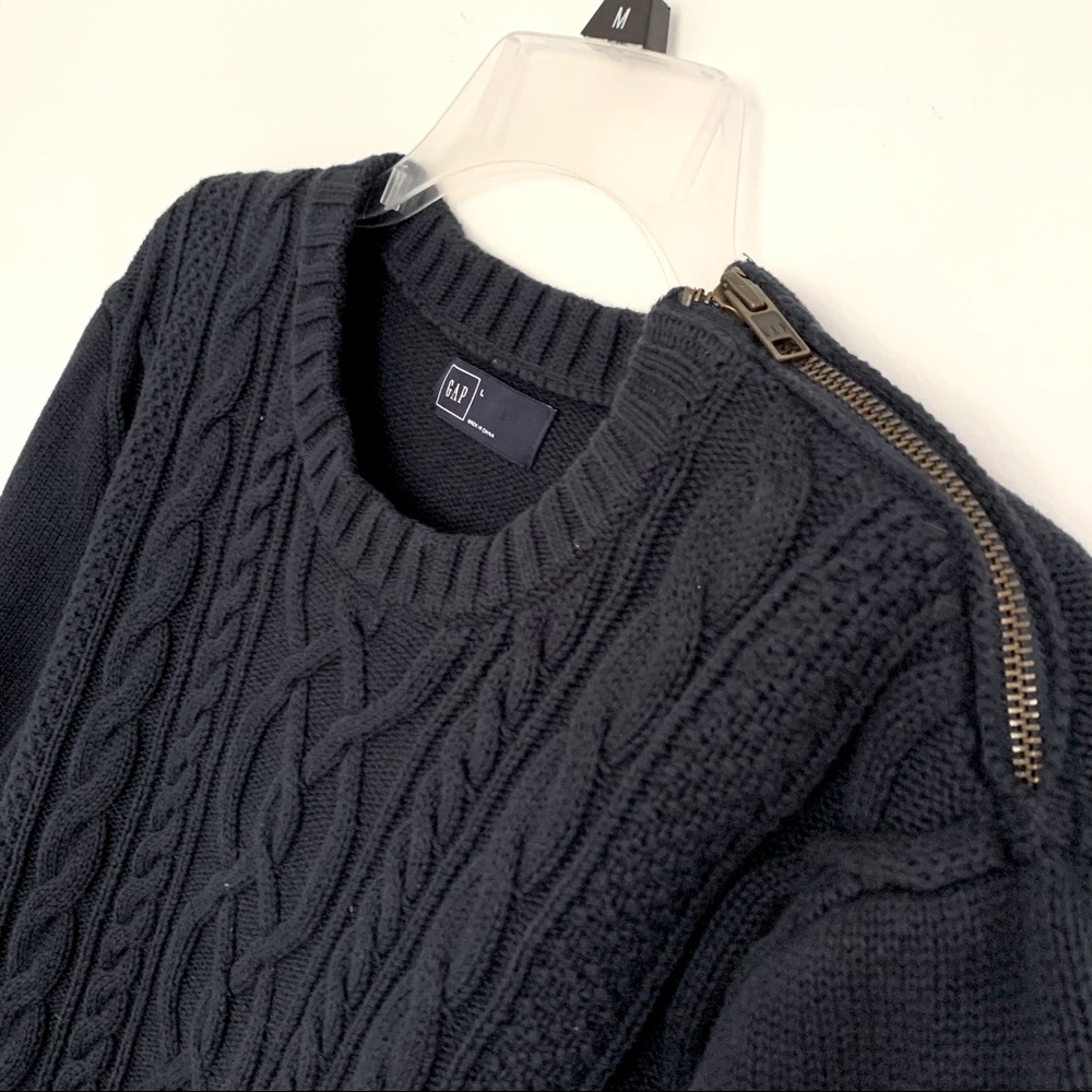 GAP - Navy Cable-knit Sweater